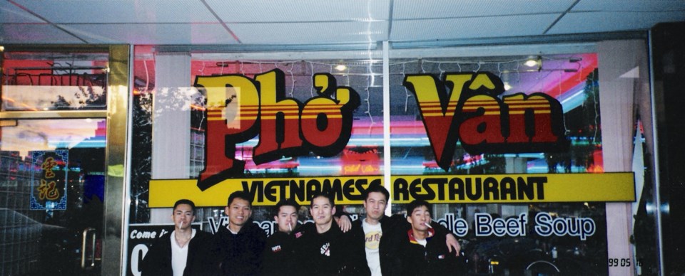 pho-van