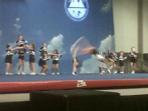 cheerleaders-contest