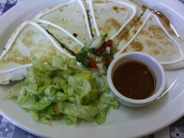 quesadilla from El Pulgarcito