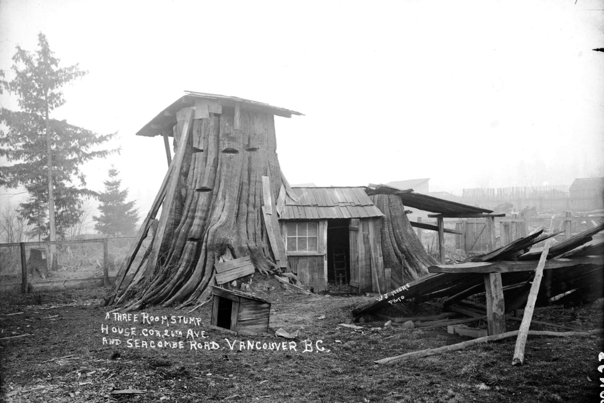 Vancouver Was Awesome: Tree Stump House, pre-1910