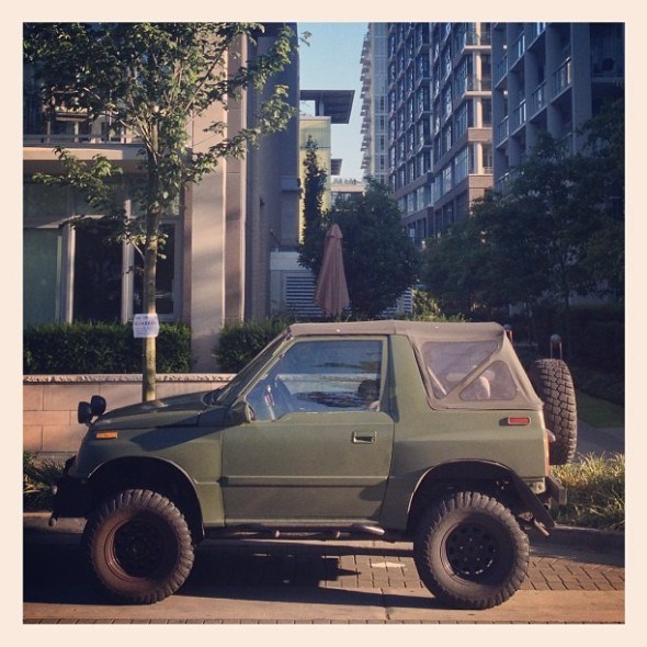 Matte Green Suzuki Sidekick 4x4