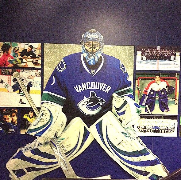 luongo_canucks_timeline