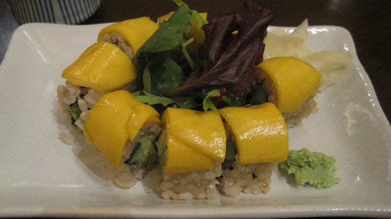 Mango avocado roll