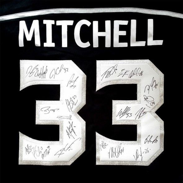  Team-signed LA Kings jersey donated by Willie Mitchell