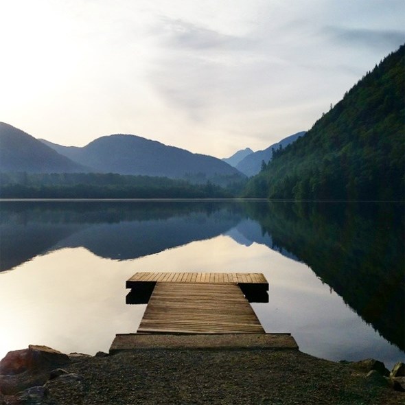 deer-lake-pier