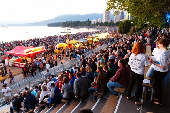 fireworks-bleacher-seating