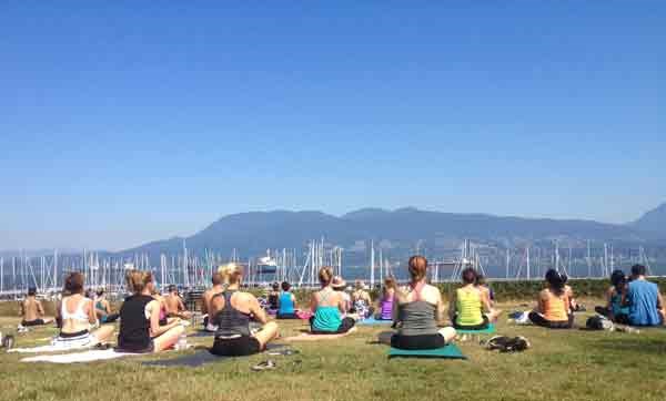  Photo of the August 2 class with Jayme Burke.