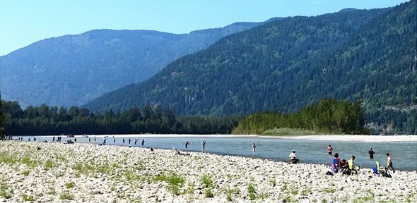 freasr-river-fishermen