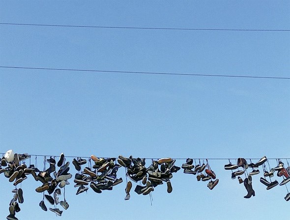 shoes-on-wire-tofino