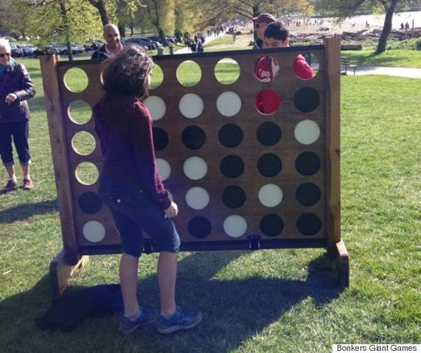 giant-connect-four