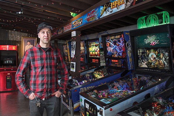  Kyle Seller, arcade and pinball game collector