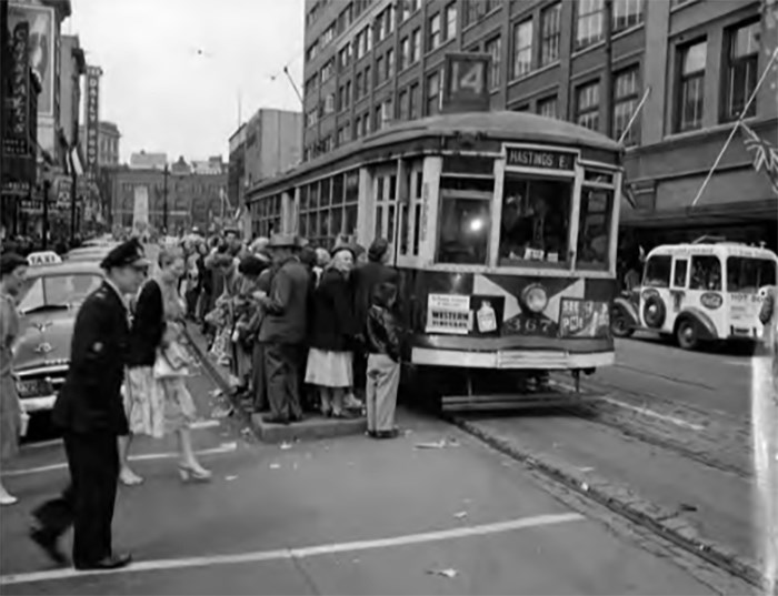  Province newspaper photo, Vancouver Public Library VPL 43363.