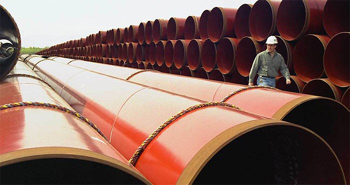  Stockpile of pipeline. Photo: CEPA