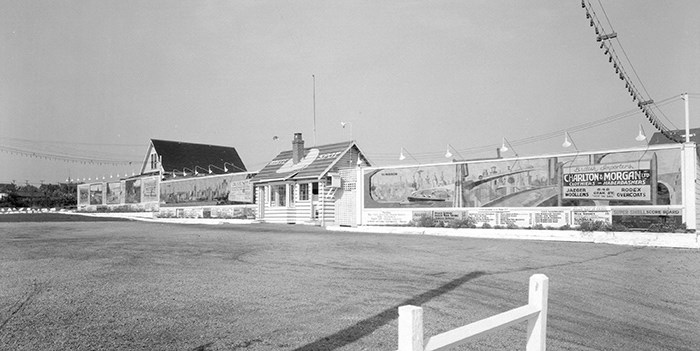  City of Vancouver Archives, CVA 99–4930. Photo Stuart Thomson.