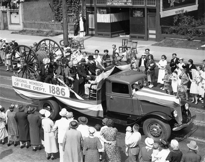  Photo of the surviving members of the 1886 Vancouver Fire Department in 1936. City of Vancouver Archives: CVA 76-11.