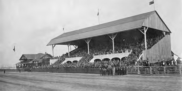  City of Vancouver Archives, CVA 371-328. Photo W.J. Cairns.