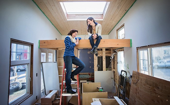  Anastasia Koutalianos and Samantha Gambling, co-founders of the BC Tiny House Collective