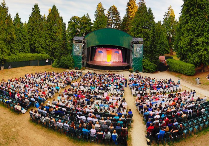  Photo: Theatre Under the Stars Facebook