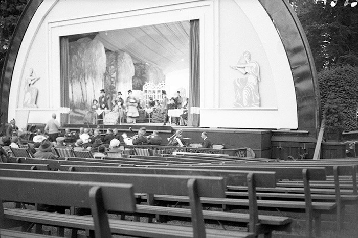  Rehearsal at Malkin Bowl for Theatre Under the Stars. Vancouver Archives Item: CVA 1184-408