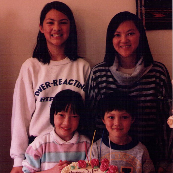  Sarah with family at age 11.