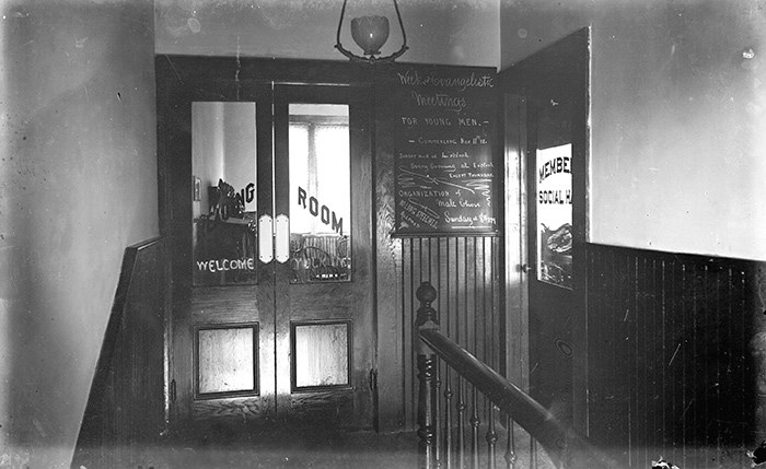  Entrance of the Vancouver Reading Room. City of Vancouver Archives (AM54-S4-: SGN 136).