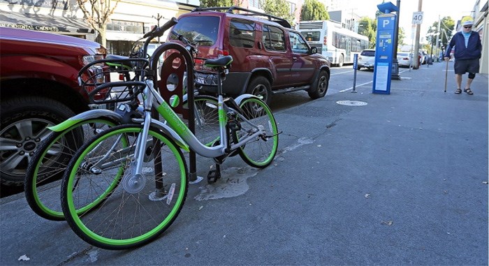  Lime-green shared bicycles from China-based U-bicycle have arrived in Victoria. Oct. 2, 2017   Photograph By ADRIAN LAM, Times Colonist