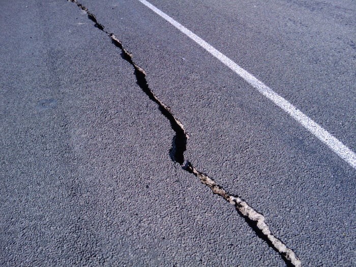 earthquake-road-crack-min-2
