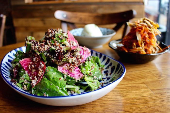  Photo: Aki's Salad (Lindsay William-Ross/Vancouver Is Awesome)