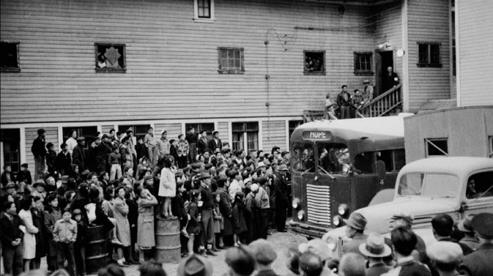  Japanese-Canadians enter an internment camp during the Second World War (National Archives of Canada).