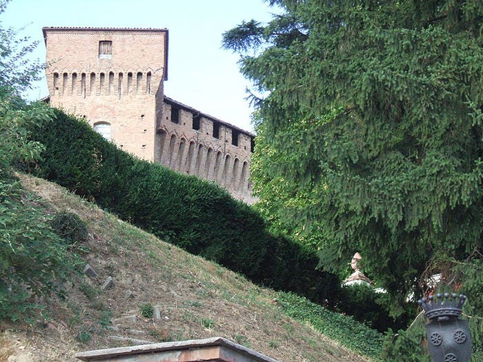  Castello Monticello, Roero region. Photo: 