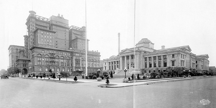  Hotel Vancouver and City Hall. Photo: Vancouver Archives Item: CVA 371-884.