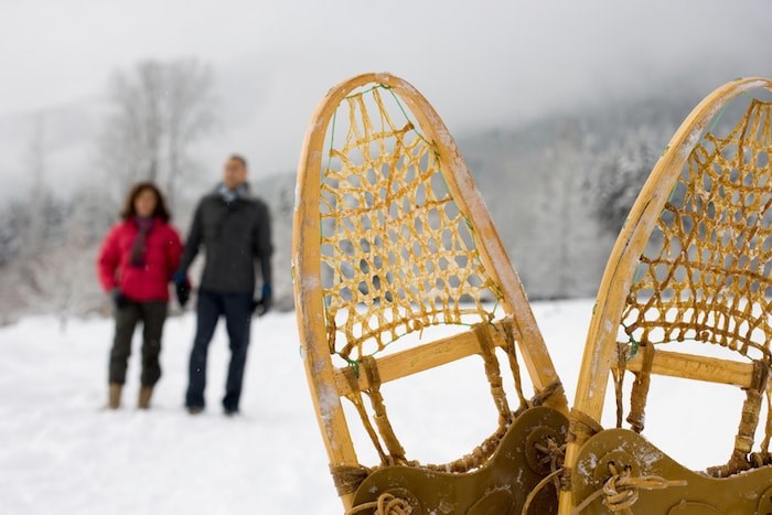  Snowshoes/Shutterstock