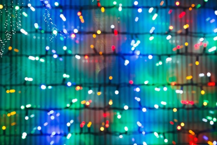 Christmas lights/Shutterstock
