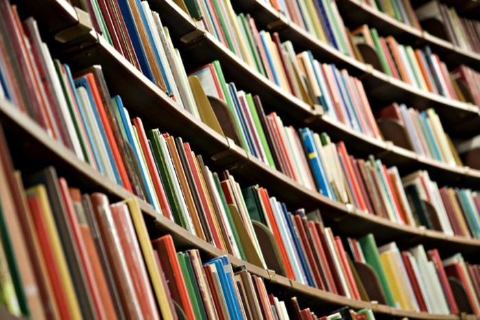 Library books/Shutterstock