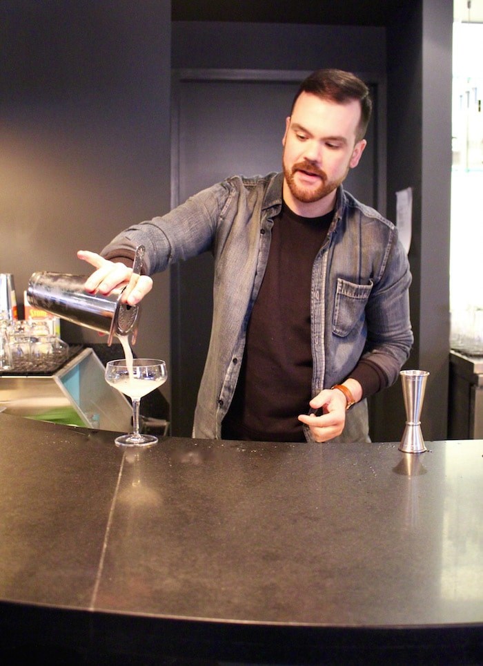  Shaun Layton teaches the staff how to make the drinks on his cocktail list (Lindsay William-Ross/V.I.A.)