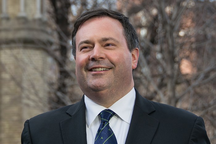  Jason Kenney. Shutterstock