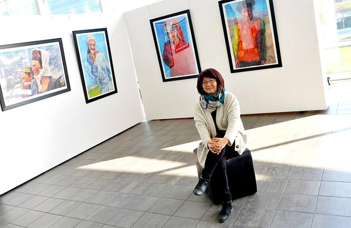  Toni Zhang McAfee, deputy director of Lipont Place, said the gallery helps launch emerging, local artists and aims to evolve into a thriving business doing so. Photo by Boaz Joseph/Special to the News