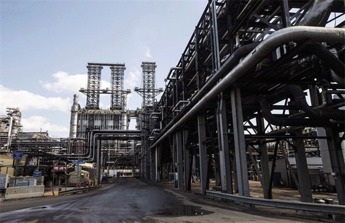  An upgrader at Suncor's oil sands base plant in Fort McMurray Alta, on Monday June 13, 2017. The National Energy Board says Canadian oil exports rose by 6.5 per cent last year to 3.3 million barrels per day despite an increase in shale oil production from the United States, Canada's biggest customer and competitor. THE CANADIAN PRESS/Jason Franson