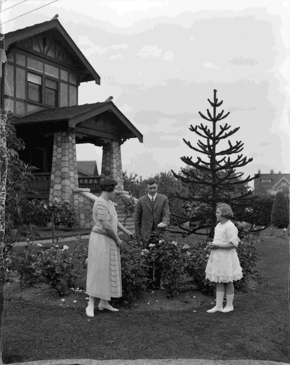  Conrad W. Johnson and family in their Shaughnessy garden at 1203 Matthews Avenue in 1925. Courtesy CVA 99-3546