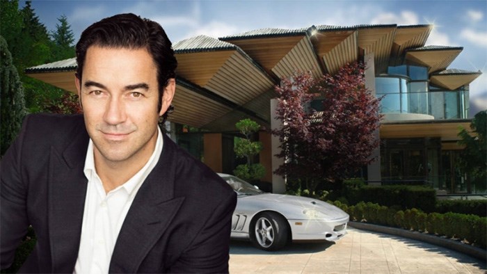  Jason Soprovich is a leading luxury real estate agent based in West Vancouver. www.soprovich.com