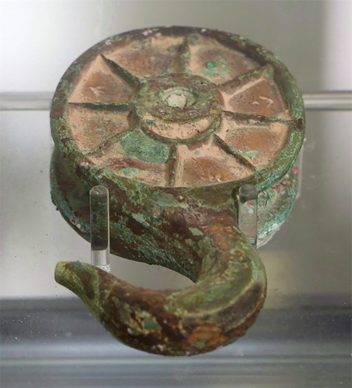  A hook block recovered from the HMS Erebus is shown on display at the Museum of History, Wednesday, May 13, 2015 in Gatineau, Que. The United Kingdom has officially transferred ownership to Canada and the Inuit of the two long-lost ships from the Franklin expedition. THE CANADIAN PRESS/Adrian Wyld