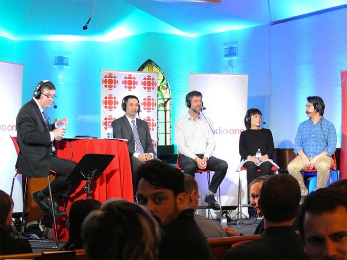  CBC's Stephen Quinn moderated a public forum on housing in Vancouver with panelists Mark Ting, Tsur Somerville, Patsy Hui and Justin Fung. Photo Alexander Kurial