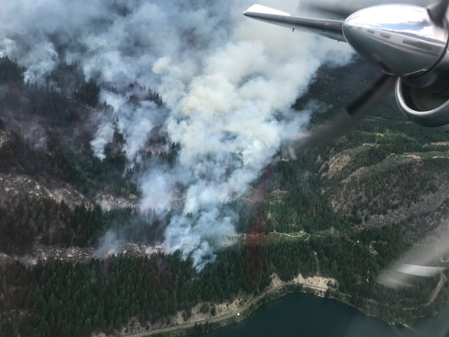  Photo BC Wildfire Service