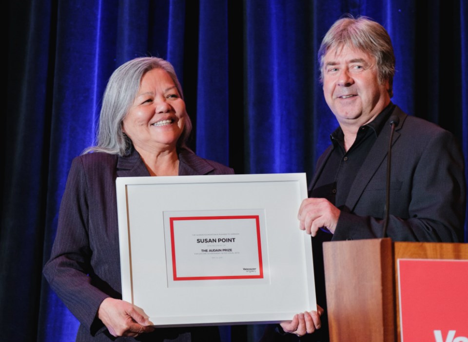  Grant Arnold, Audain Curator of BC Art presents artist Susan Point with the 2018 Audain Prize for Lifetime Achievement in the Visual Arts. Photo: Pardeep Singh