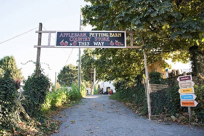  Photo: Circle Farm Tours