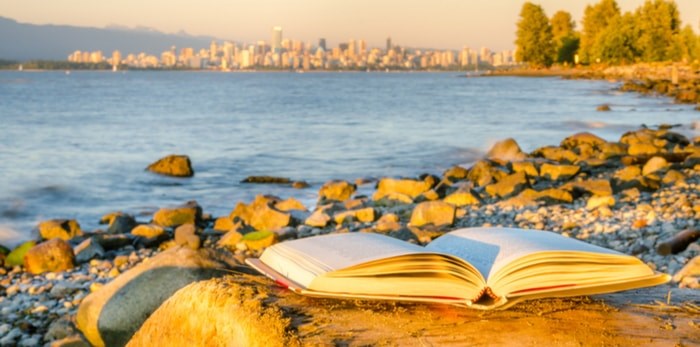  Reading a book in Vancouver/Shutterstock