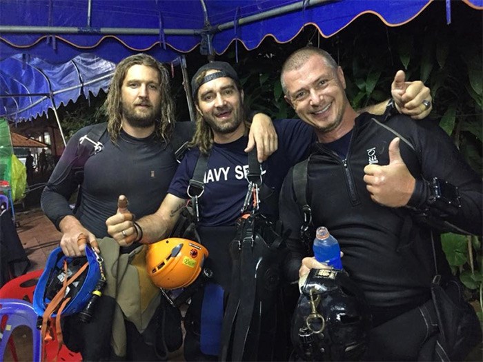  Vancouver technical diver Erik Brown, pictured on the left, was part of the team of international divers that helped rescue a soccer team and their coach trapped in the Tham Luang Nang Non cave system.