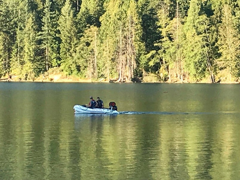  Coquitlam Search and Rescue crews have been scouring Buntzen Lake since Tuesday night for a missing 19-year-old man from Surrey. His body was recovered Wednesday evening