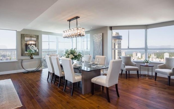  The only eyesore in this dining room view is the Empire Landmark tower, which is currently being demolished and replaced with two shorter glass towers. Listing agents: John J Zhou, Fan Yang