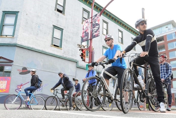  Vancouver cyclists (Photo: Dan Toulgoet)